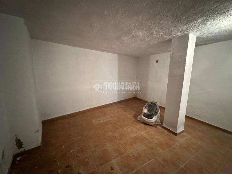 Foto 6d2fe84d-25e9-483b-8d62-343b846ff4a4. Pis amb aparcament a Mengíbar