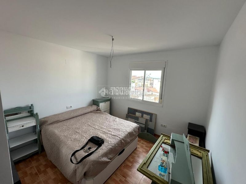 Foto 7a97f218-a721-44f6-82c2-351b133e3670. Pis amb aparcament a Mengíbar