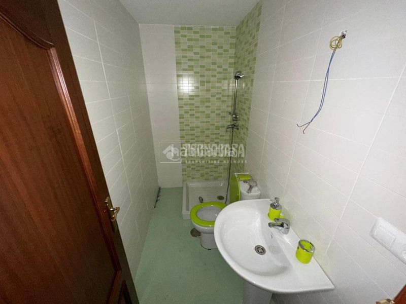 Foto e5e9b2b9-20ee-4b85-a818-2ed2120140b9. Pis amb aparcament a Mengíbar