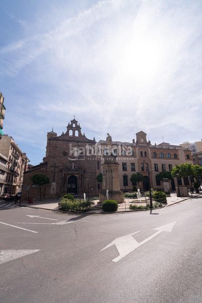 Foto cc471914-c7c5-4bdb-bfea-b3374d9d3009. Locale commerciale in Centro ciudad Linares