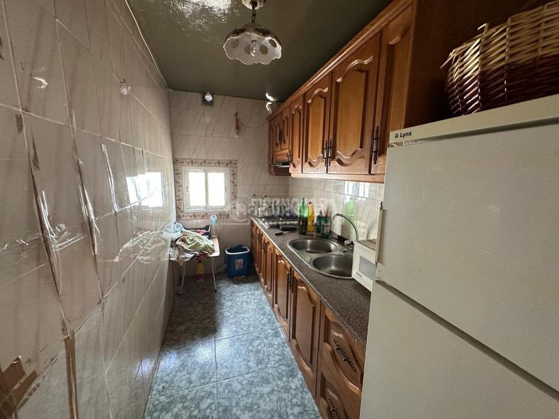 Foto 16b3b54b-2496-46d0-a003-f6612d2585fe. Casa amb calefacció aparcament a Espeluy