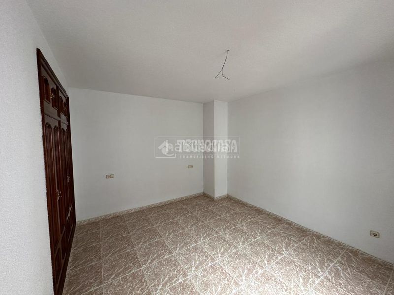 Foto 17a1fca0-0dc0-41fb-af61-ae629c891d5a. Pis amb calefacció a Mengíbar