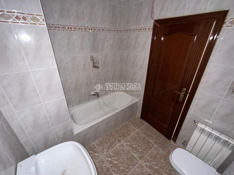 Foto dd98a3f6-c86f-451c-a659-7beeb8f47da7. Pis amb calefacció a Mengíbar