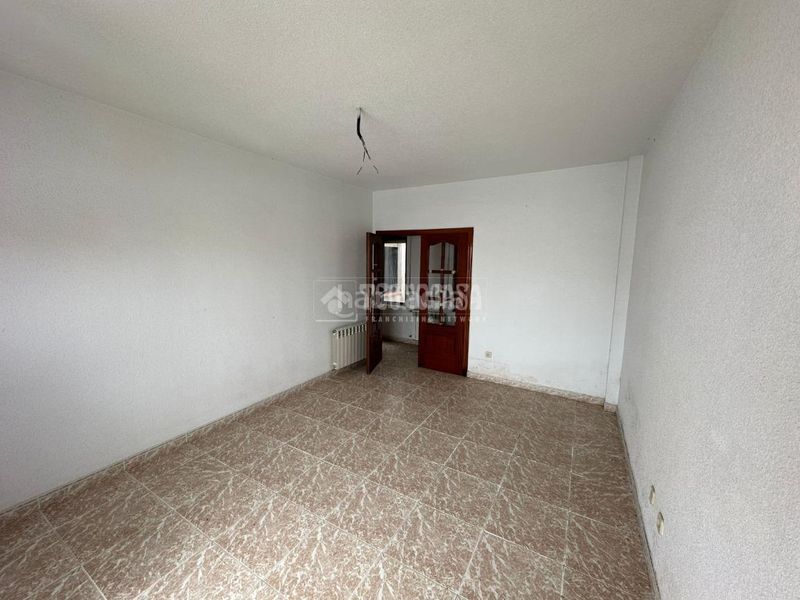 Foto 17ee22b5-f5fd-4e47-a3c6-c4051ff25c5f. Pis amb calefacció a Mengíbar