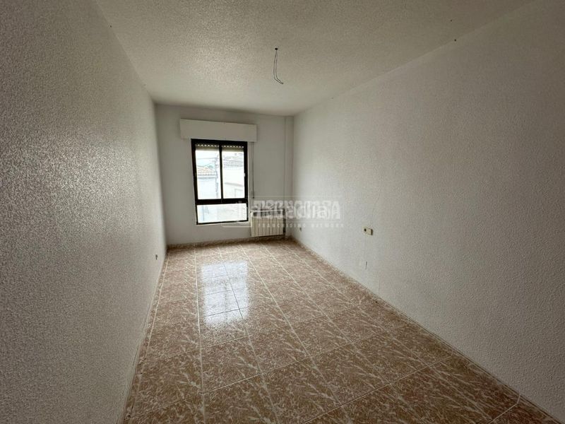 Foto 3da22d41-2096-4f25-a971-c220b5417d0c. Pis amb calefacció a Mengíbar