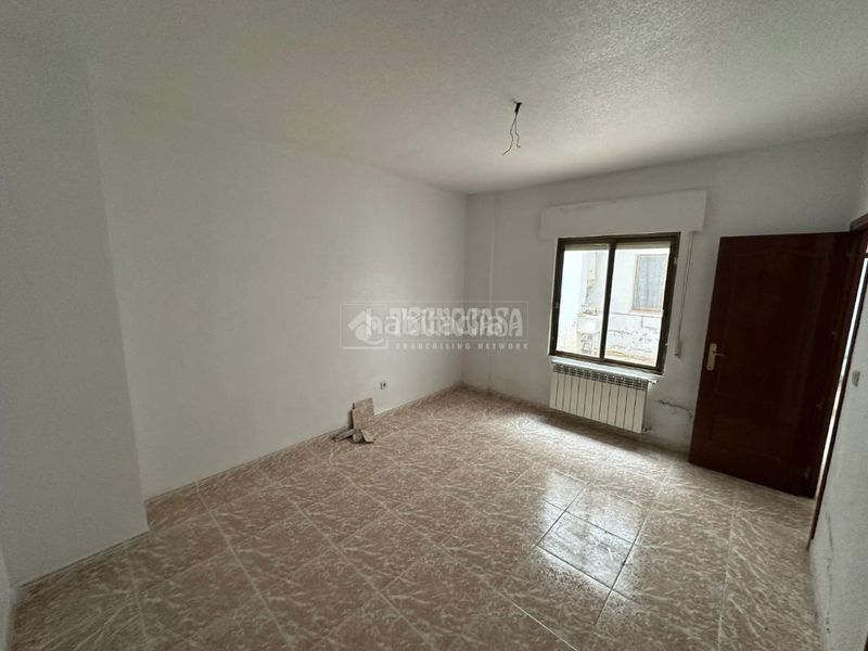 Foto 90d9949b-b82c-49b1-91ea-c1004e100c7b. Pis amb calefacció a Mengíbar