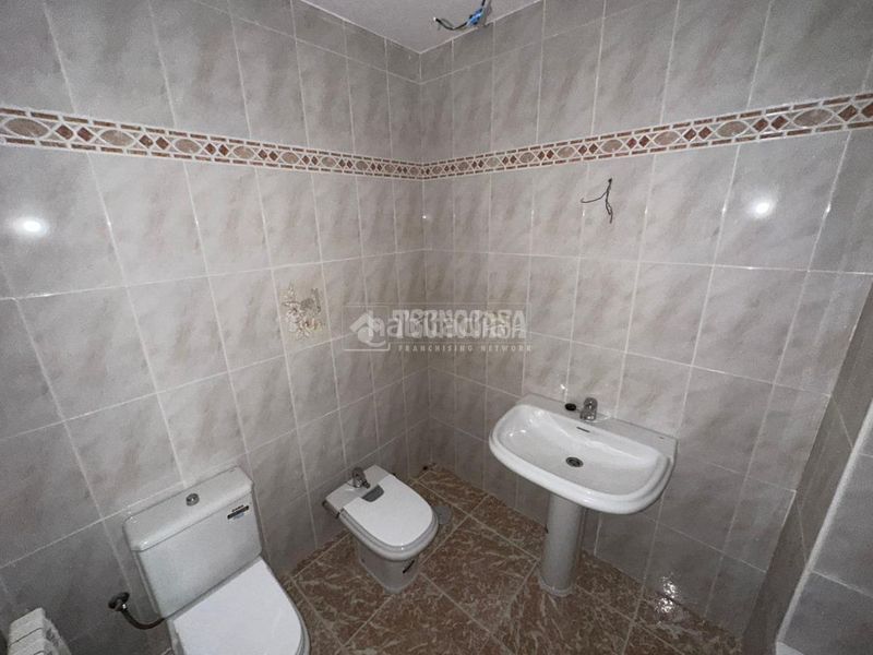 Foto b079ba23-1b59-4457-8eb1-135d5982d612. Pis amb calefacció a Mengíbar