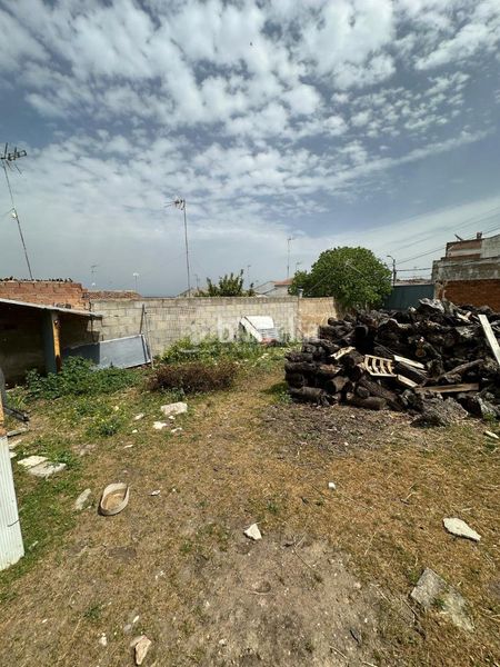 Foto 45592c88-2dbc-42a0-8af1-5ec0e881bb3d. Terreny residencial a Mengíbar