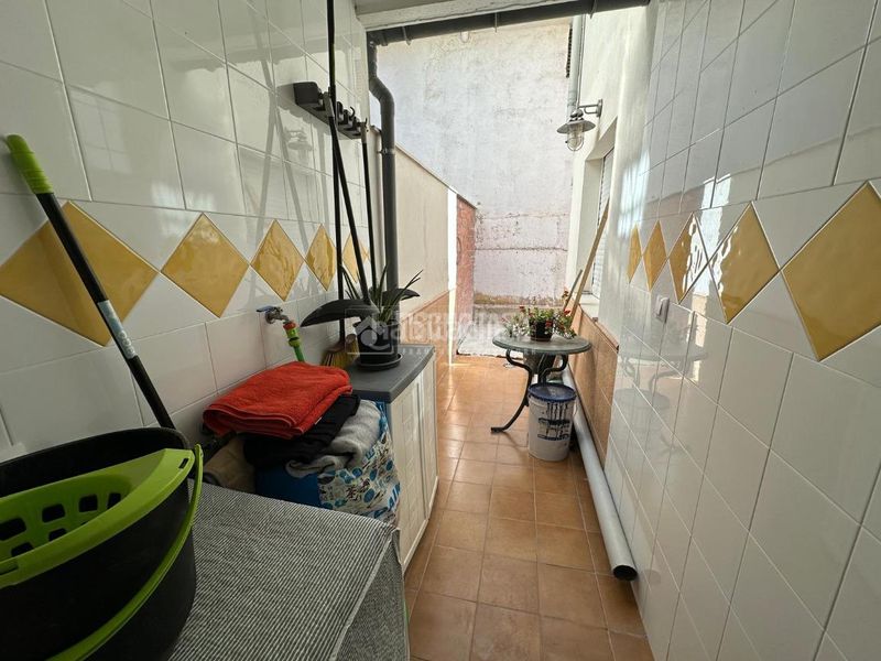 Foto 66893c56-7f2a-48c8-8e44-35c569a893b3. Piso  en venta en Mengíbar