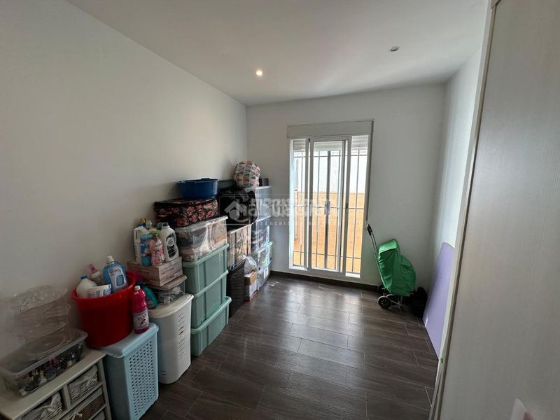 Foto 925f2486-9af1-4409-9357-3efcf9153868. Piso  en venta en Mengíbar