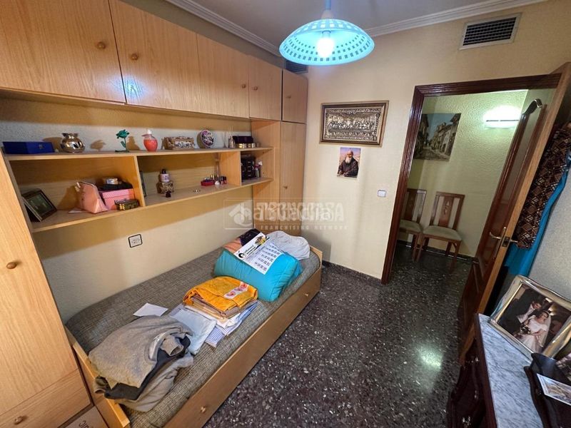 Foto 550f70a2-e9ba-4079-b777-4fdf7ada2991. Pis amb calefacció aparcament a Mengíbar