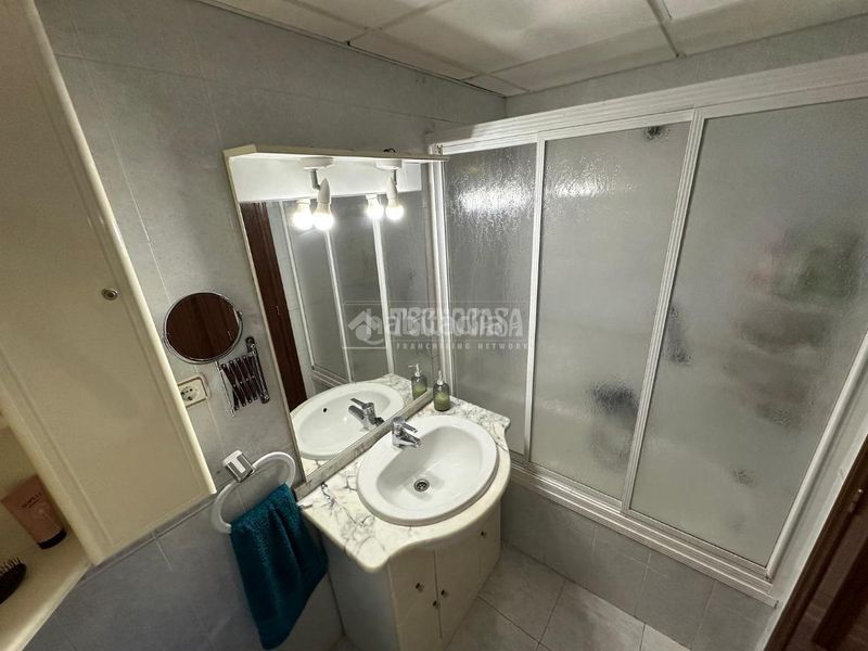 Foto 57934615-b695-4e3f-aadd-a5202f542b13. Pis amb calefacció aparcament a Mengíbar