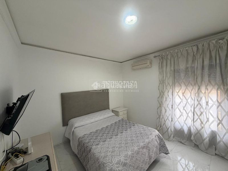 Foto 59e52c8f-baa3-4961-8b07-88a292b2bf57. Casa  en venta en Mengíbar