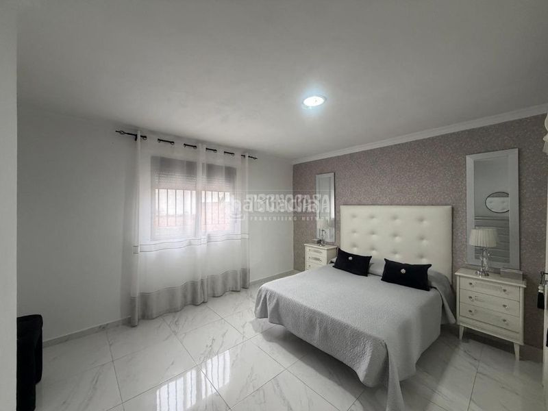 Foto c43aad61-e5be-4b51-b8de-1034a34b2504. Casa  en venta en Mengíbar