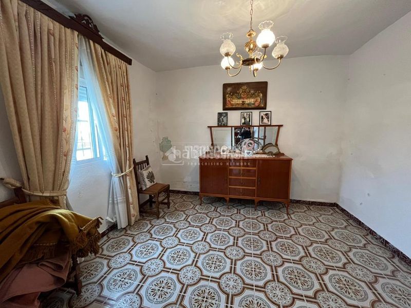 Foto b76e64d4-8836-4f63-b459-d91232848965. Casa a Jabalquinto