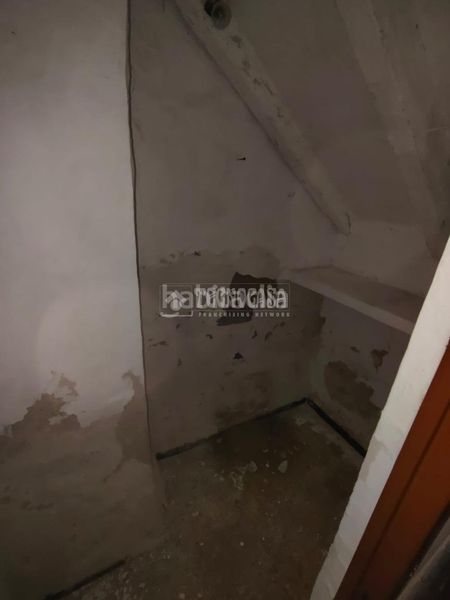 Foto 4b447b1b-fc2b-45fc-b342-1494f1ff84b6. Casa aparellada a Mengíbar