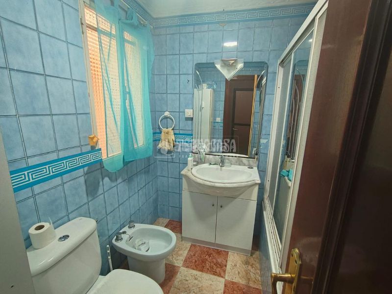 Foto 08d4fe41-1f9b-45bb-941f-b48eb07585f3. Piso  en venta en Mengíbar