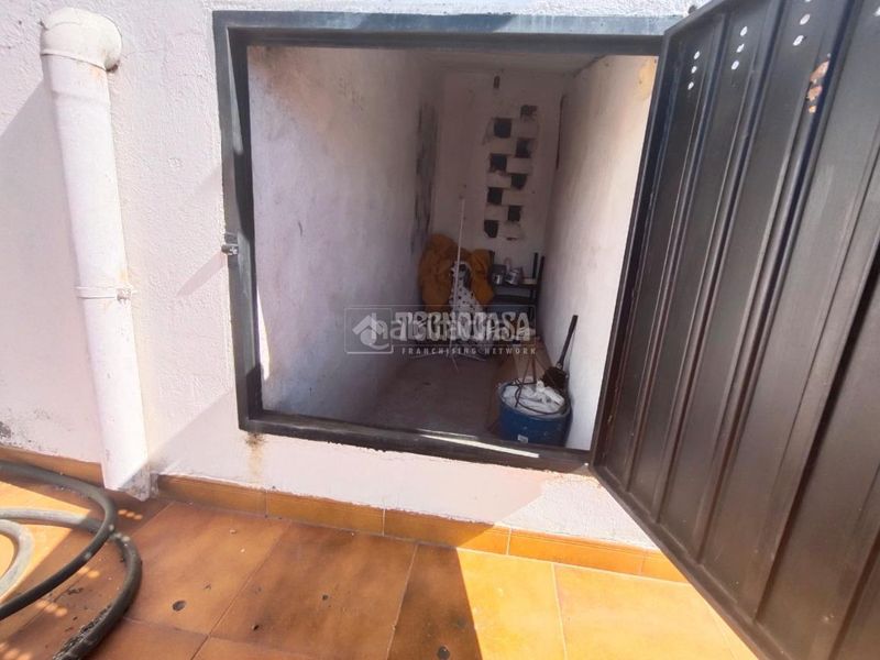 Foto 253b813a-b50c-43ff-b244-05346be104c1. Piso  en venta en Mengíbar