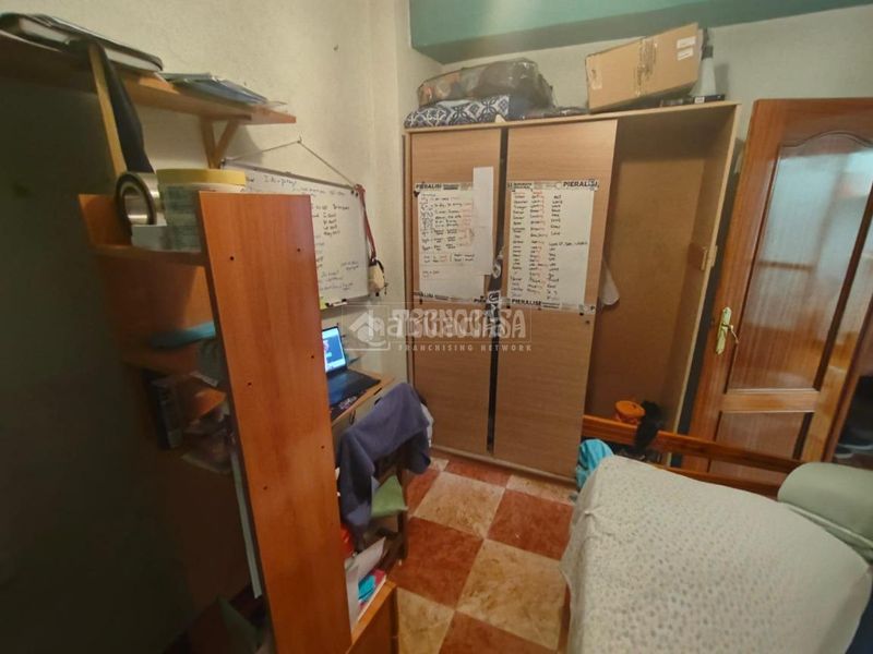 Foto 27e6fe38-ad10-47f7-999c-b87260ca0f5c. Piso  en venta en Mengíbar