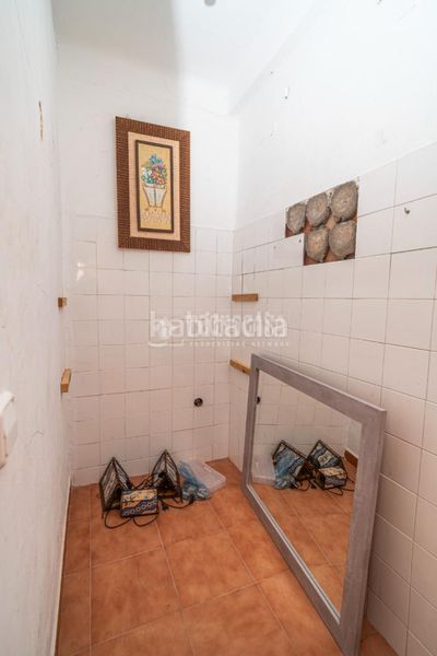 Foto 6c257348-bcdb-4c7d-9bbb-9714549b9227. Pis a Linarejos Linares