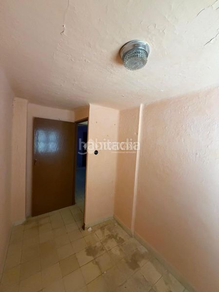 Foto 2dd26d82-b612-4468-8732-719336935d03. Casa aparellada amb calefacció a Espeluy
