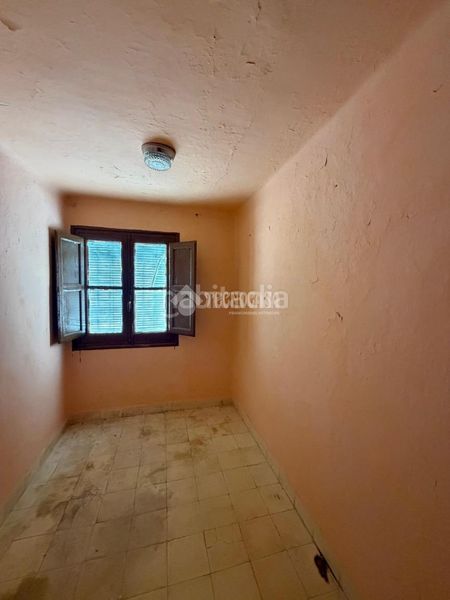 Foto 8bb3564a-c389-4d0e-bcdc-d6fc3052be60. Casa aparellada amb calefacció a Espeluy