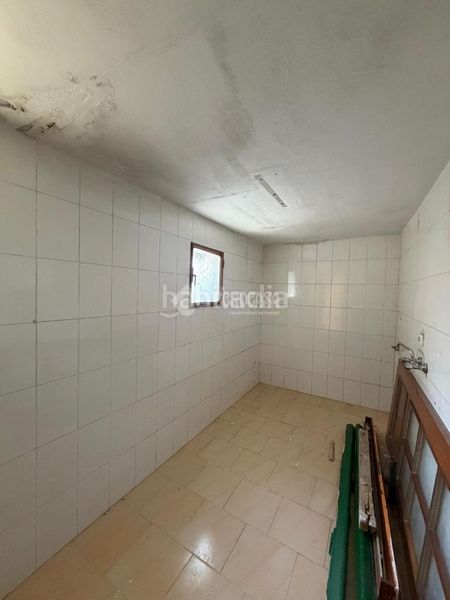 Foto de1e2b08-75ca-4210-aab8-c14f550d5313. Casa aparellada amb calefacció a Espeluy