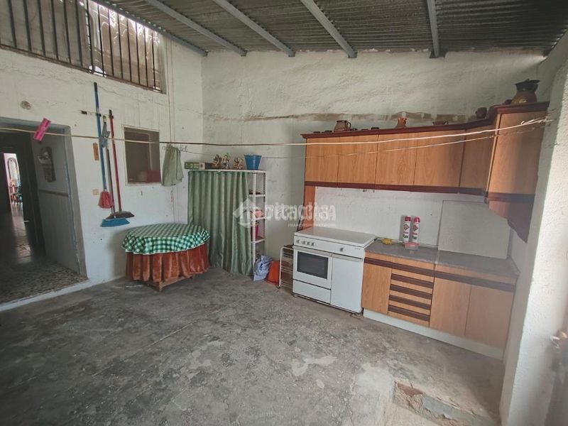 Foto 5745479d-dea5-49aa-954d-01106ebd08a0. Casa aparellada a Villatorres
