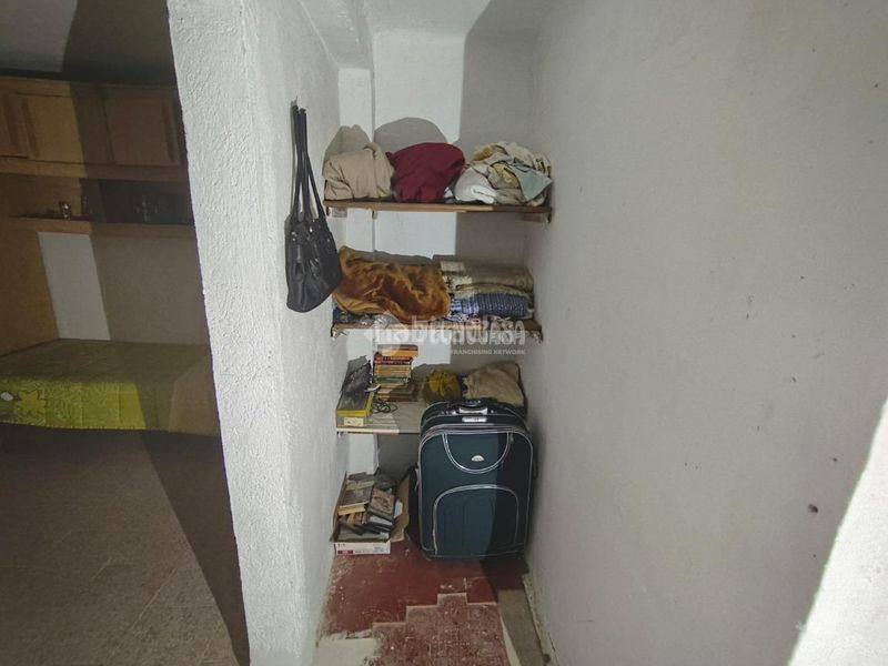 Foto c6d0c99a-59ce-4f52-8699-94be86f473ef. Casa aparellada a Villatorres
