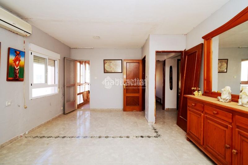 Foto b313d35b-6b88-43b9-bd51-4d0a14021c70. Pis a Centro ciudad Linares