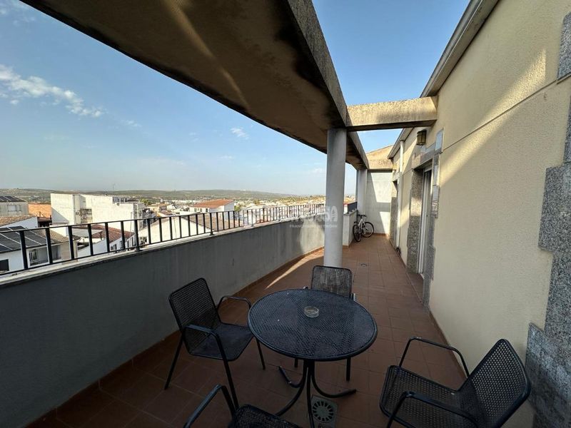 Foto 0f39dd2b-4f5c-4358-9ac5-110bfa381489. Piso  en venta en Mengíbar