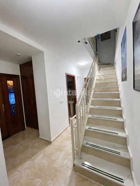 Foto f6b67884-0065-4bde-9ae1-24437157703e. Casa amb calefacció aparcament a Mengíbar