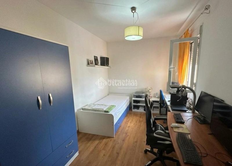 Foto b8b56cc0-ba04-4dd8-aac3-1a97a4072f1a. Casa aparellada amb calefacció aparcament a Mengíbar