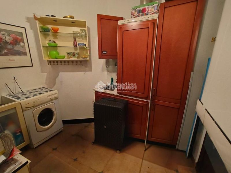 Foto ae3bbfe6-4d9c-4f48-ba0b-a4d7ac9f9a04. Casa aparellada a Mengíbar