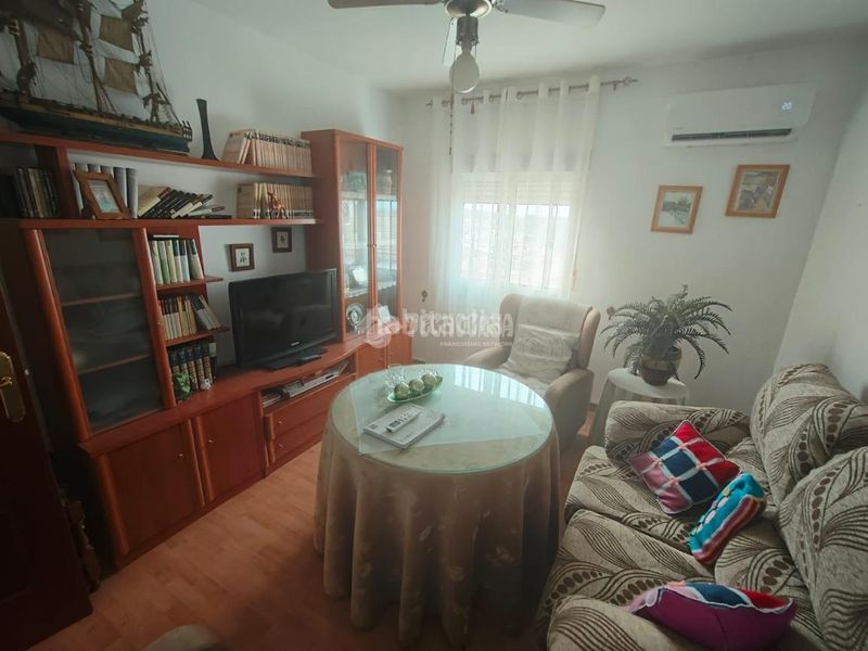 Foto bad7d1ec-e1b5-4f48-962f-eff195eb8f25. Pis a Mengíbar