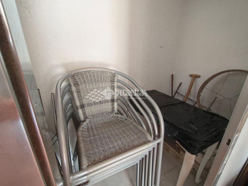 Foto 8138c5f1-78c9-498b-aa89-8e49692c2437. Casa aparellada amb aparcament a Mengíbar