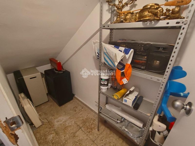 Foto fcbf95c3-10a7-4817-b3d2-cebe24ccb478. Casa aparellada amb aparcament a Mengíbar