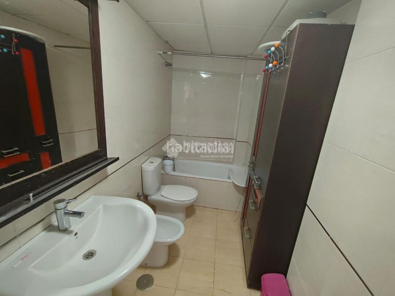 Foto 09892868-7027-46e0-9ccc-434c40e2cf97. Piso  en venta en Mengíbar