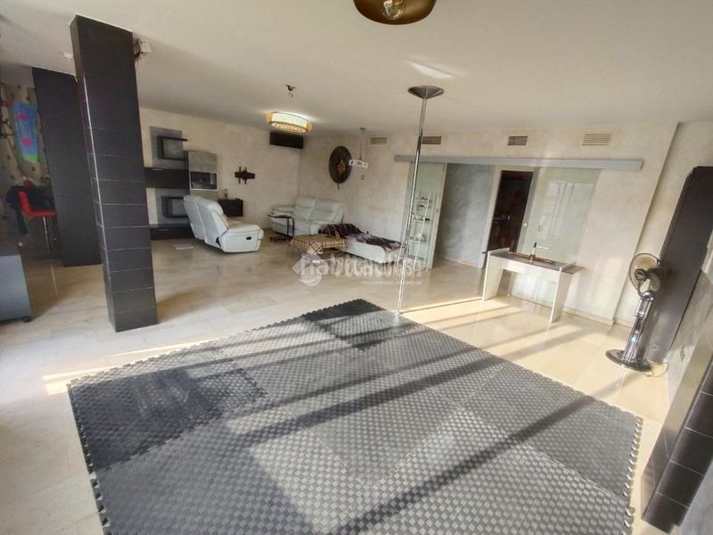 Foto 282f02a6-c382-4a84-9706-9ca374a51e13. Piso  en venta en Mengíbar