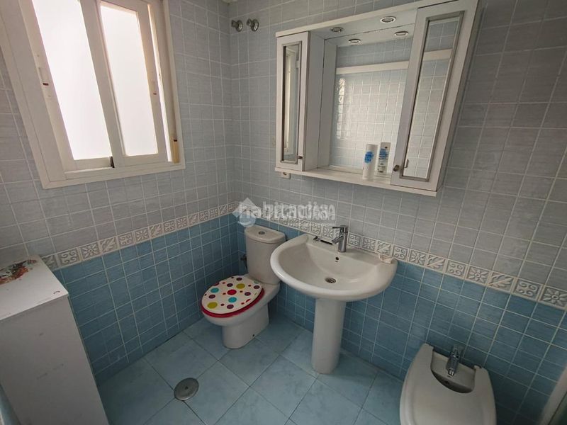 Foto 340ea9e6-024d-49c3-b5b4-245b28ab6413. Piso  en venta en Mengíbar