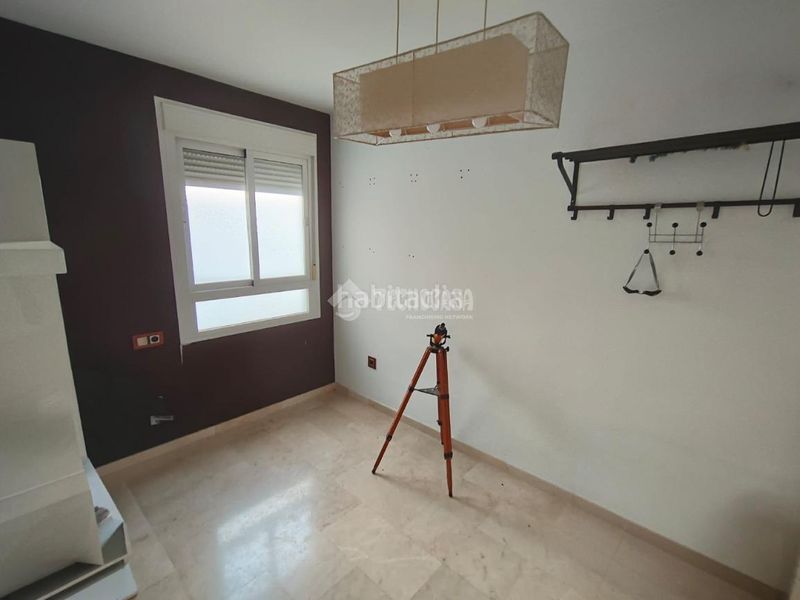 Foto bd1dd827-5a93-41f8-95f5-0257be72c4dc. Piso  en venta en Mengíbar