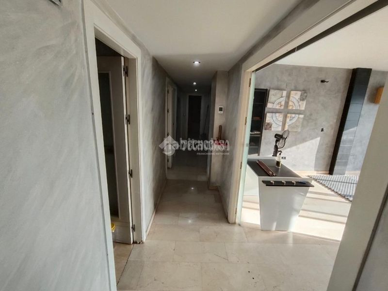 Foto fb6bafad-6055-4e81-bc4a-f24d2d54161d. Piso  en venta en Mengíbar
