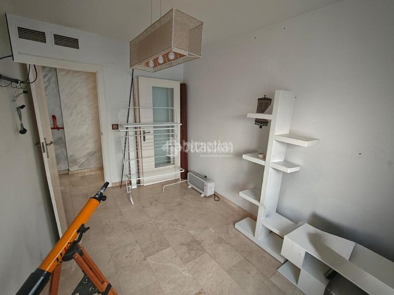 Foto fe24c334-a5d3-4d85-9788-5b8ced0be096. Piso  en venta en Mengíbar