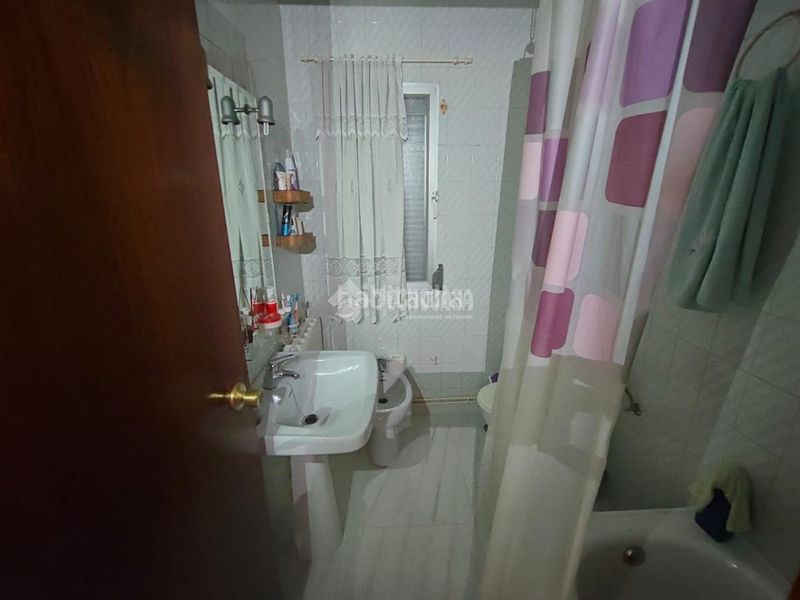 Foto e73ebf8c-fff3-40c2-a322-81e20ad17c3b. Pis a Mengíbar