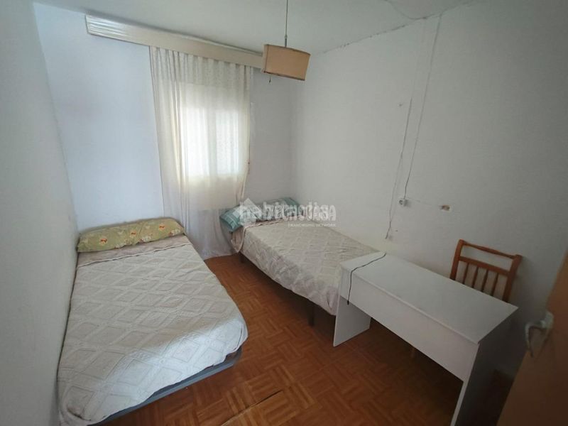 Foto 333eb531-b532-463d-8b3d-ac013c4d95aa. Casa aparellada amb aparcament a Espeluy