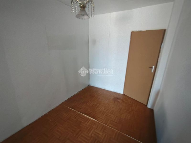 Foto 4dd171d4-c428-4dba-8b5b-6ad43d810465. Casa aparellada amb aparcament a Espeluy