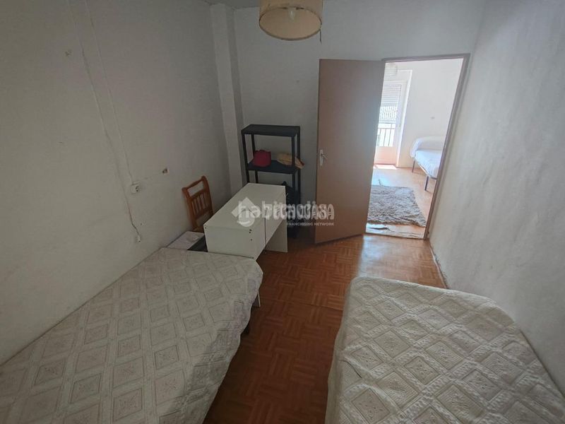 Foto 5409e0cf-a40a-486b-b9fa-906adc51c35d. Casa aparellada amb aparcament a Espeluy