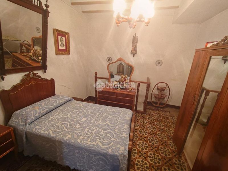 Foto 4e6b517f-a659-4f86-8fdd-44b0899a7fd1. Towny house in Villatorres