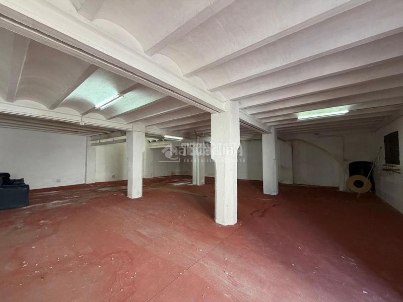 Foto ad25950f-cd5e-4039-a38e-0dc52b255bea. Aparcament cotxe a Mengíbar