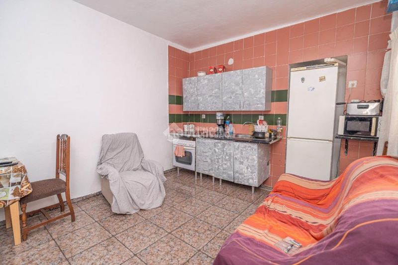 Foto 74c3f5e8-06e0-46de-a1d5-8ce061cb3e38. Towny house with heating in La Zarzuela - San José - Belén Linares